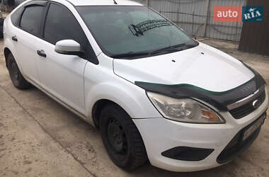 Хэтчбек Ford Focus 2010 в 