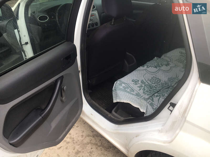 Хетчбек Ford Focus 2010 в Українці