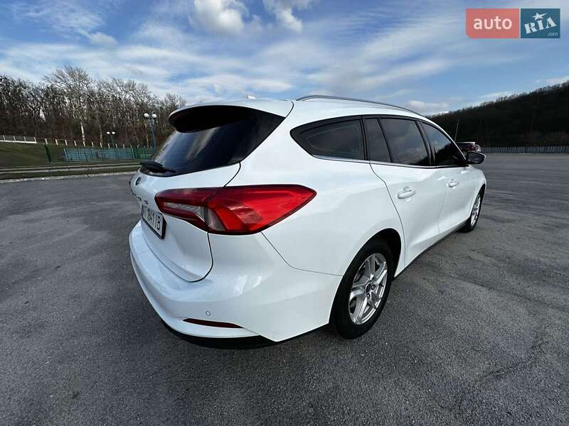 Универсал Ford Focus 2018 в Обухове