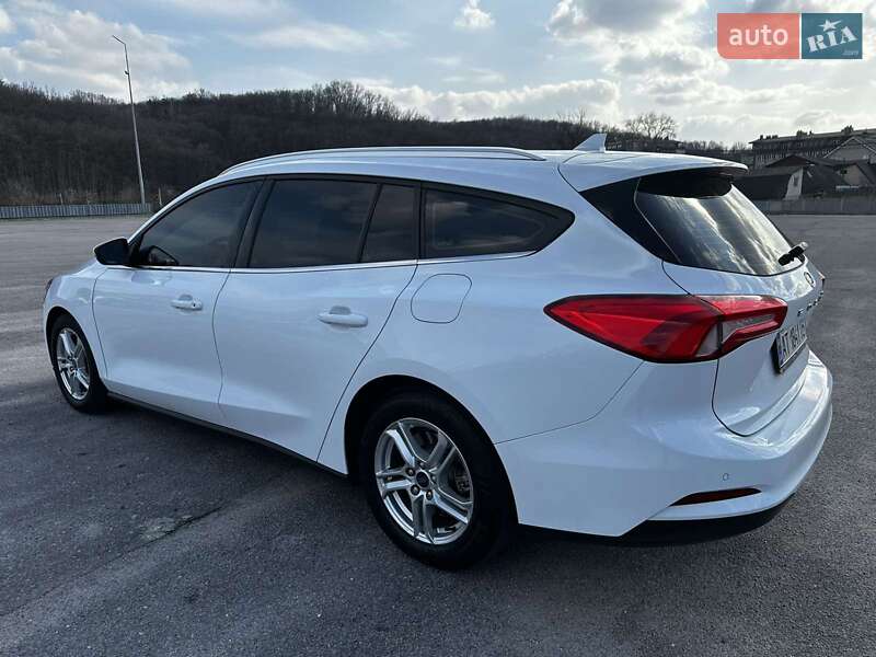 Универсал Ford Focus 2018 в Обухове