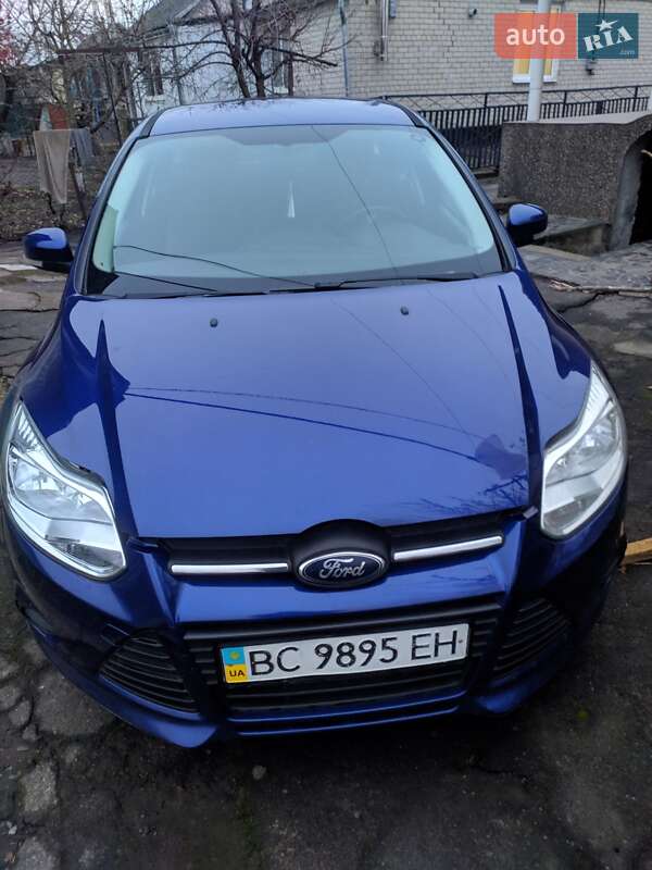 Хэтчбек Ford Focus 2014 в Изяславе