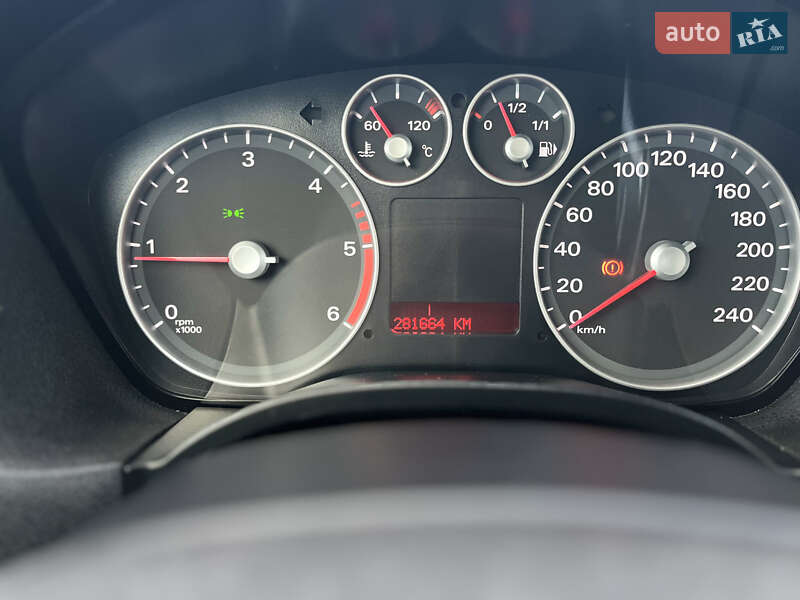 Хэтчбек Ford Focus 2007 в Львове