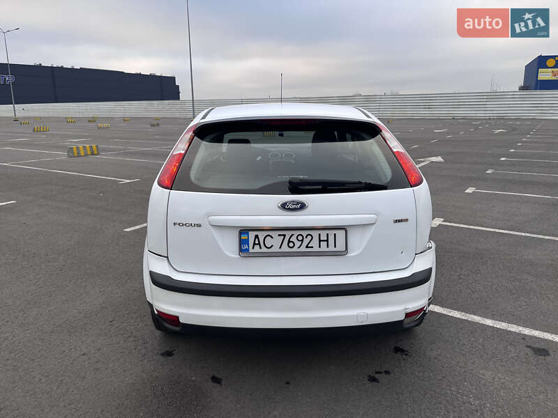 Хэтчбек Ford Focus 2007 в Львове