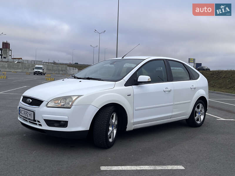 Хэтчбек Ford Focus 2007 в Львове