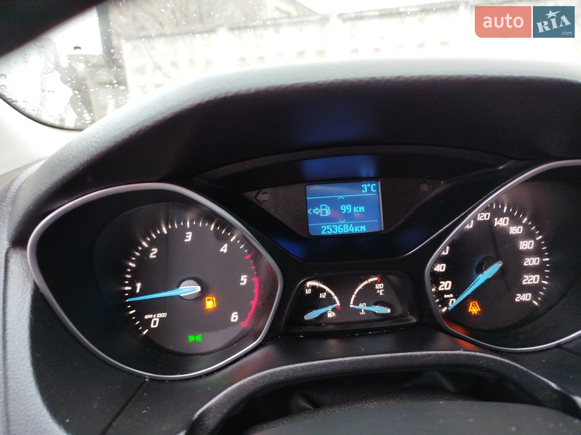 2011 Ford Focus - мініатюра 23