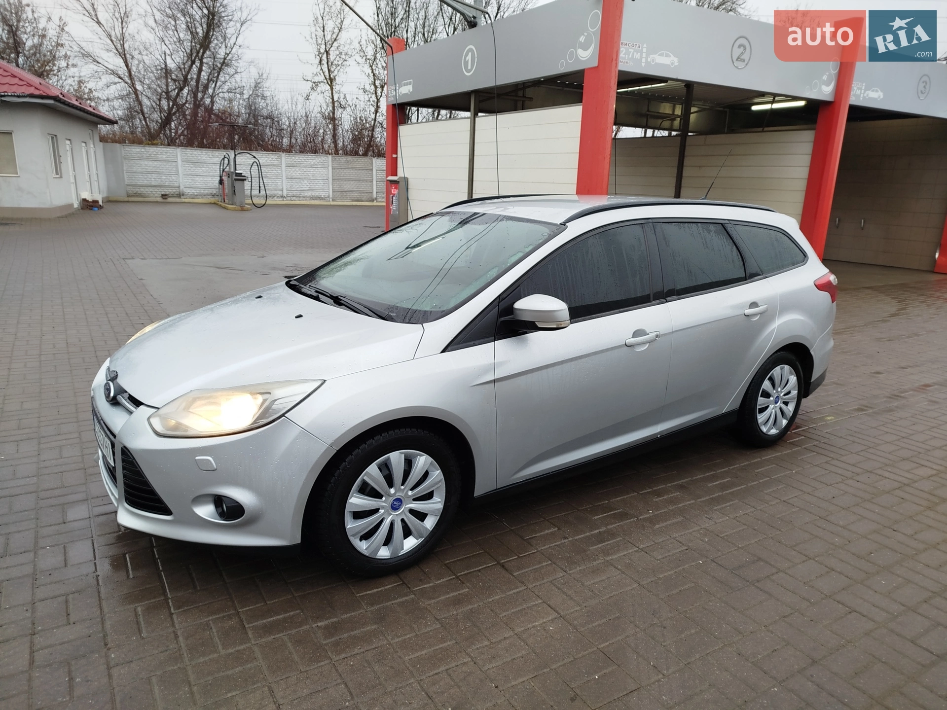 2011 Ford Focus - мініатюра 28