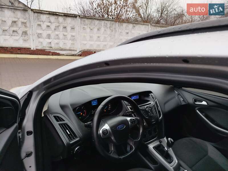 Универсал Ford Focus 2011 в Ровно фото 27 Универсал Ford Focus 2011 в Ровно