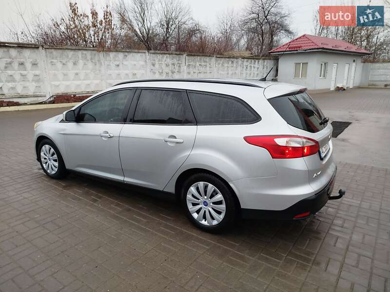 Универсал Ford Focus 2011 в Ровно фото 37 Универсал Ford Focus 2011 в Ровно