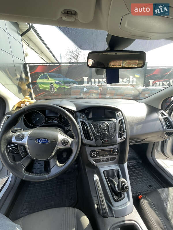 Хетчбек Ford Focus 2013 в Теребовлі