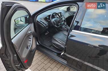 Седан Ford Focus 2014 в 