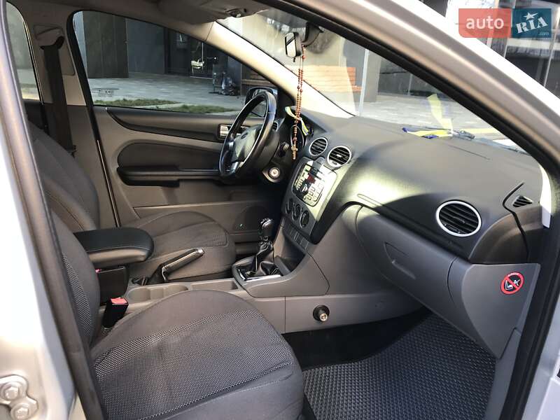 Универсал Ford Focus 2010 в Львове