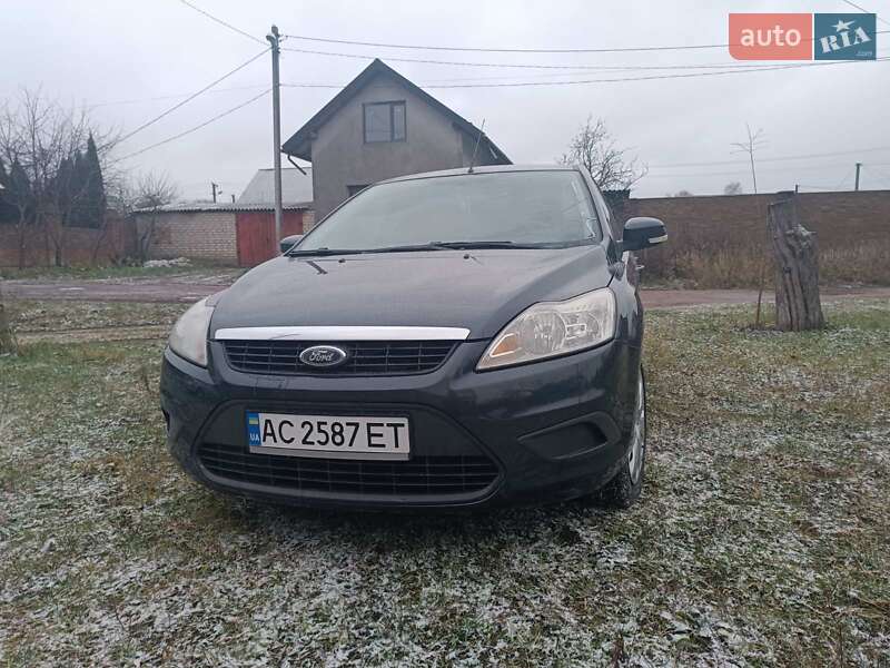 Универсал Ford Focus 2008 в Нововолынске