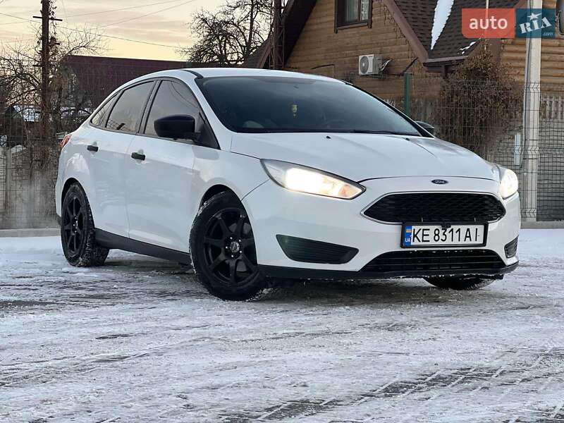 Седан Ford Focus 2016 в Дніпрі