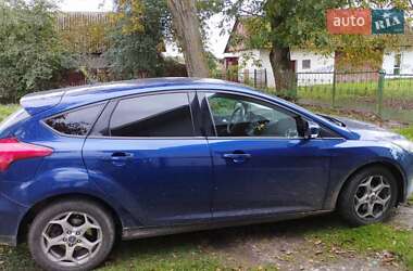 Хэтчбек Ford Focus 2015 в 