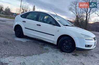 Хэтчбек Ford Focus 2005 в Рожнятове