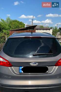 Универсал Ford Focus 2012 в 