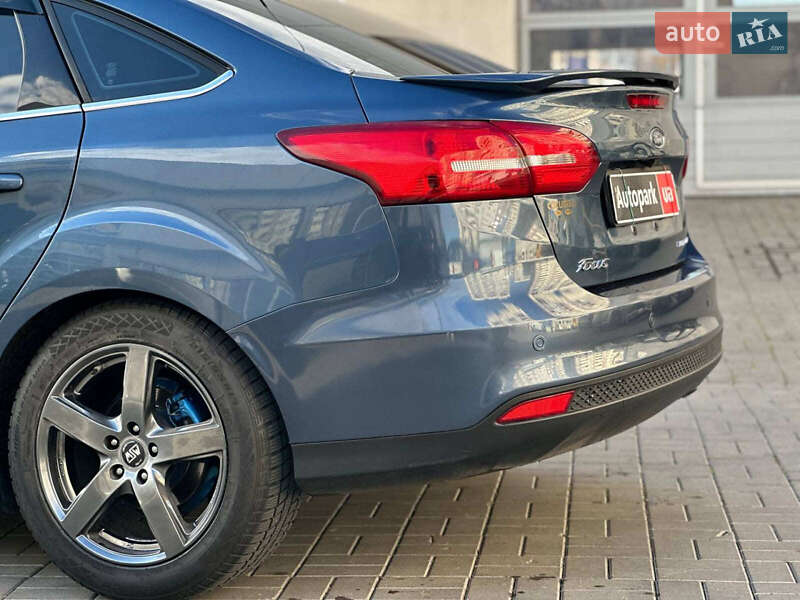 Седан Ford Focus 2018 в Одессе
