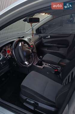 Универсал Ford Focus 2010 в 