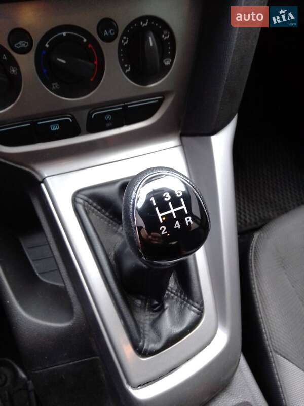 Хэтчбек Ford Focus 2013 в Днепре
