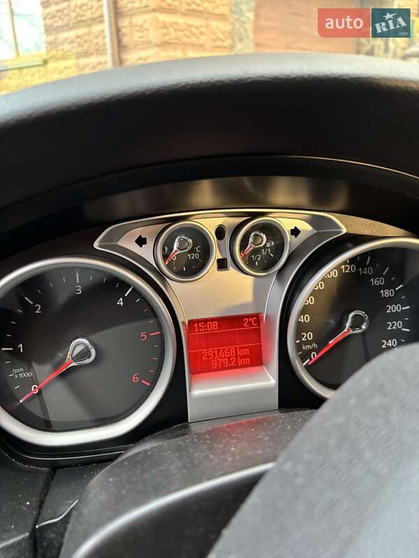 Универсал Ford Focus 2010 в Надворной