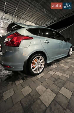 Хетчбек Ford Focus 2012 в Полтаві