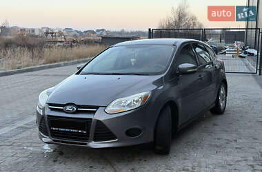 Хетчбек Ford Focus 2012 в Долині