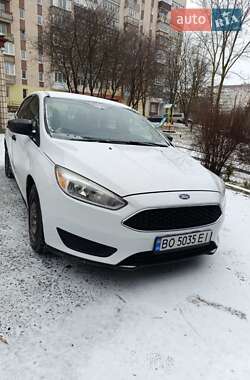 Седан Ford Focus 2015 в 