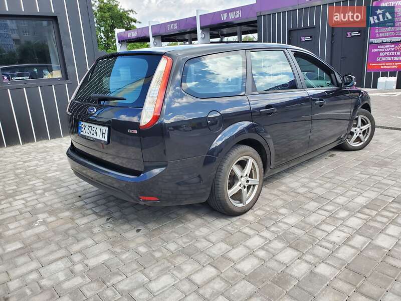 Універсал Ford Focus 2010 в Рівному