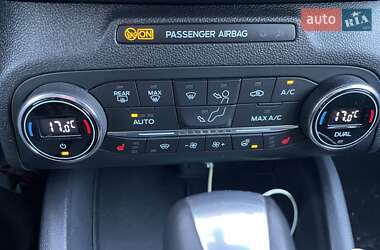 Хэтчбек Ford Focus 2020 в 