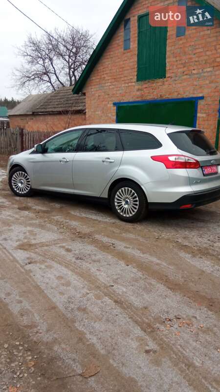 Універсал Ford Focus 2011 в Нових Санжарах