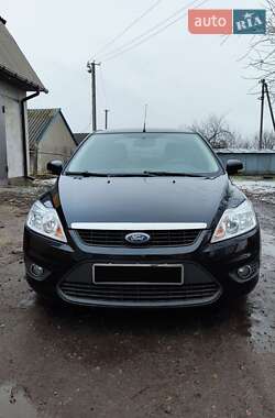 Седан Ford Focus 2011 в 