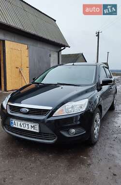 Седан Ford Focus 2011 в Березані