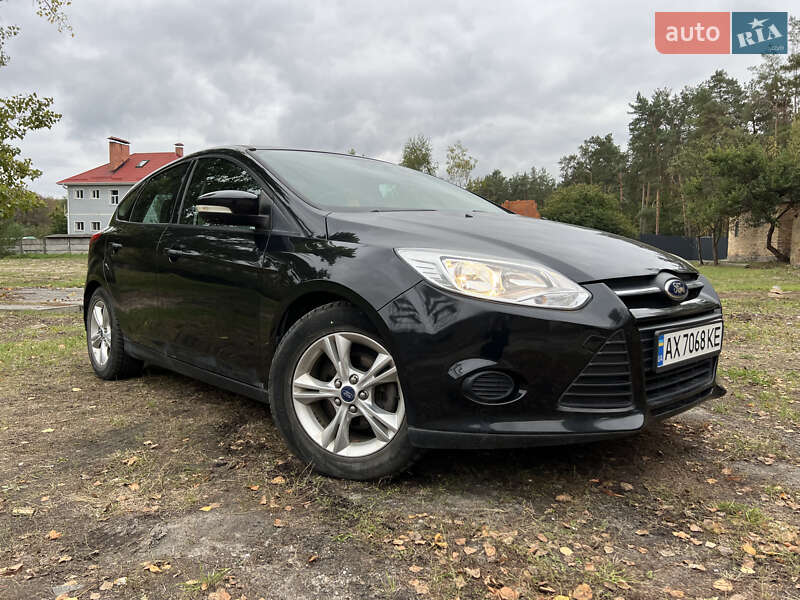 Хэтчбек Ford Focus 2014 в Киеве