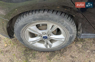 Хэтчбек Ford Focus 2014 в 