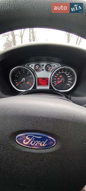 Универсал Ford Focus 2010 в Дашеве