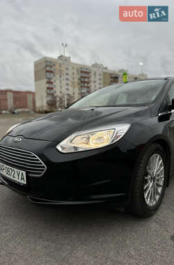 Хэтчбек Ford Focus 2013 в Запорожье