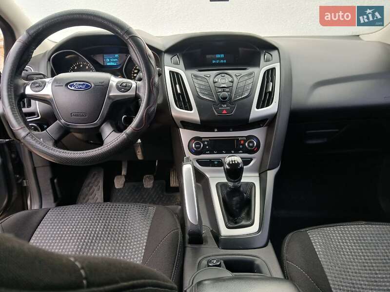 Хэтчбек Ford Focus 2013 в Виннице