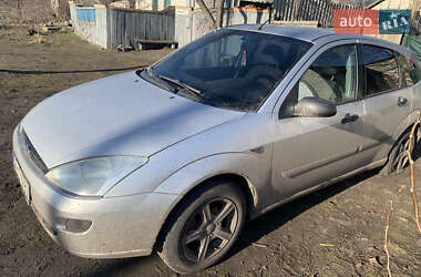 Хэтчбек Ford Focus 1999 в 