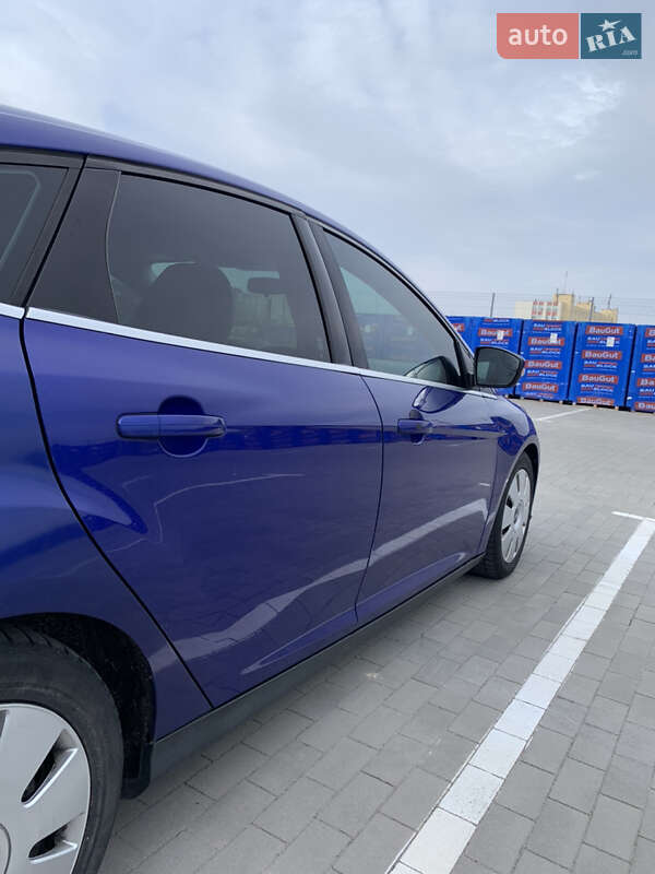 Хэтчбек Ford Focus 2013 в Виннице фото 12 Хэтчбек Ford Focus 2013 в Виннице
