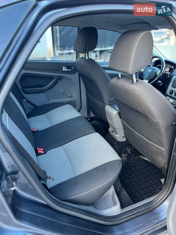 Седан Ford Focus 2011 в Краматорске