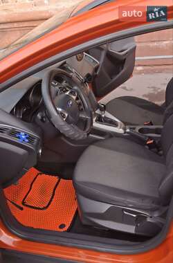 Универсал Ford Focus 2011 в 