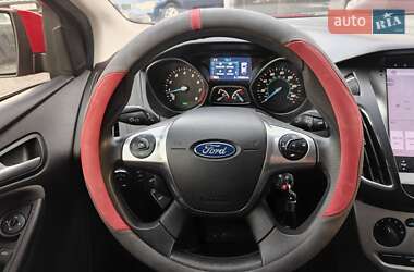 Седан Ford Focus 2014 в Києві