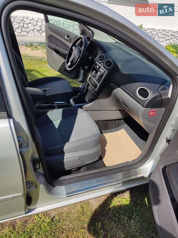 Универсал Ford Focus 2006 в Дубно