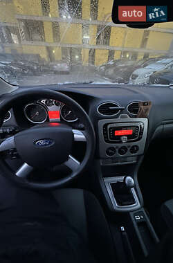 Хэтчбек Ford Focus 2010 в Киеве