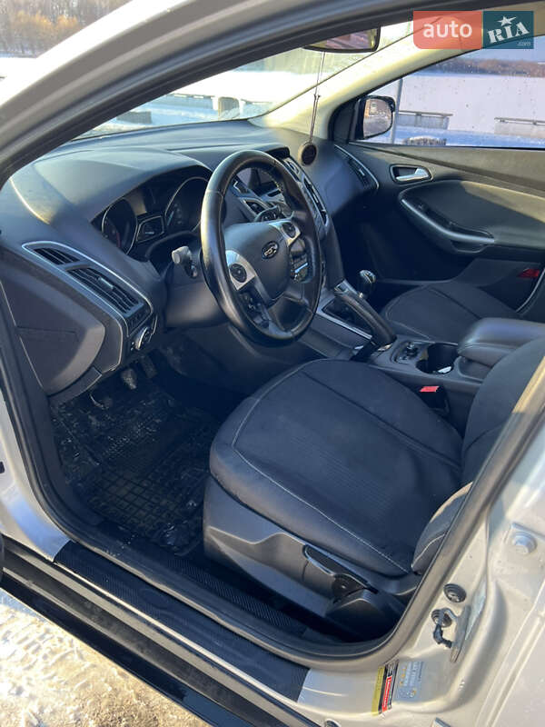 Хэтчбек Ford Focus 2011 в Ивано-Франковске фото 16 Хэтчбек Ford Focus 2011 в Ивано-Франковске
