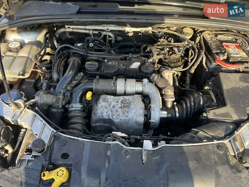 Хэтчбек Ford Focus 2011 в Ивано-Франковске фото 12 Хэтчбек Ford Focus 2011 в Ивано-Франковске