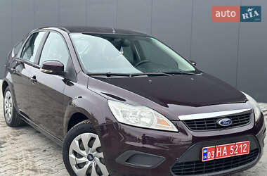 Хэтчбек Ford Focus 2008 в Луцке