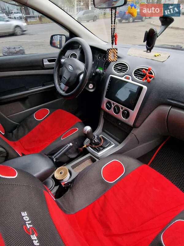 Универсал Ford Focus 2006 в Одессе