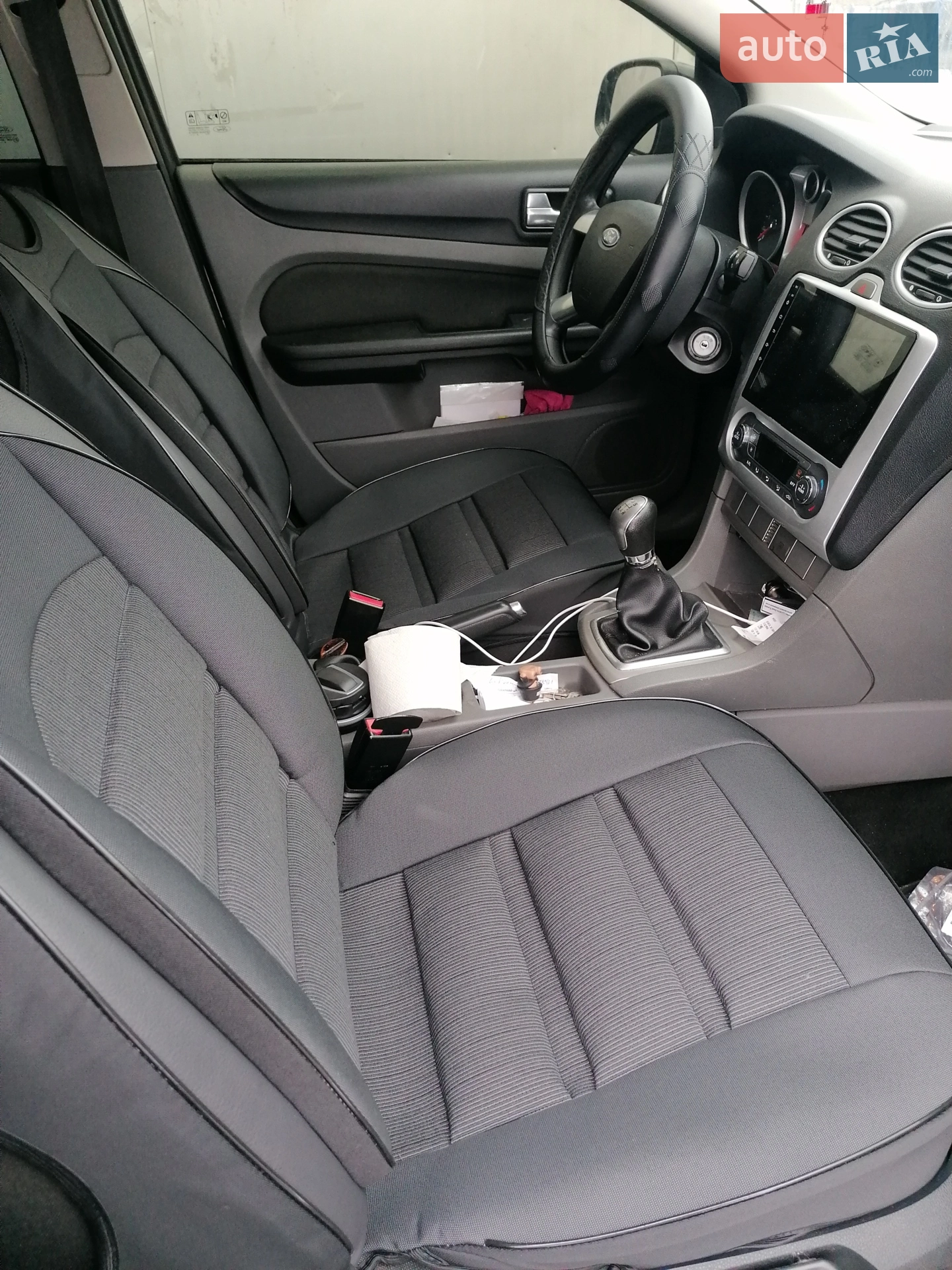 2010 Ford Focus - мініатюра 3