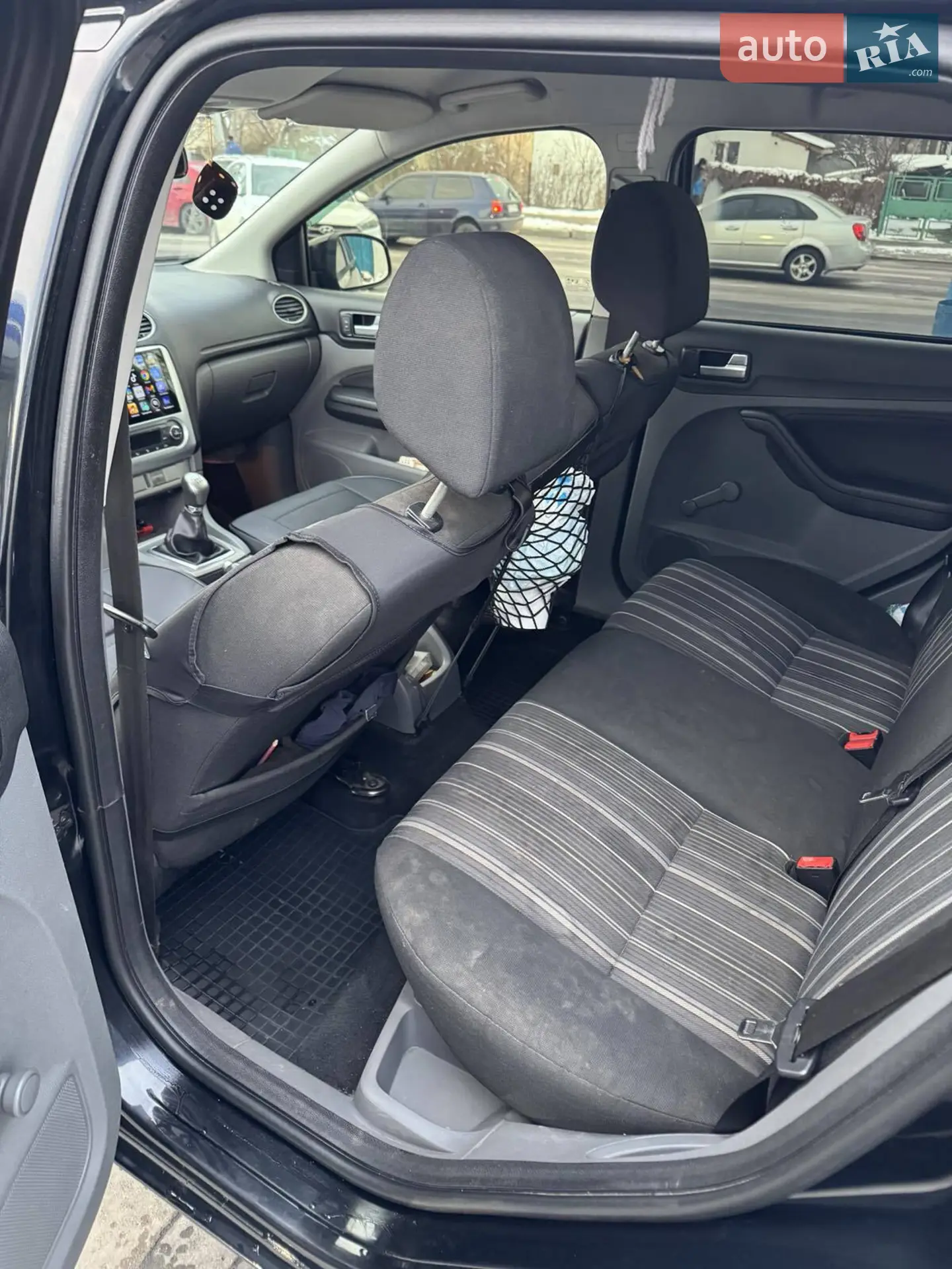 2010 Ford Focus - мініатюра 16